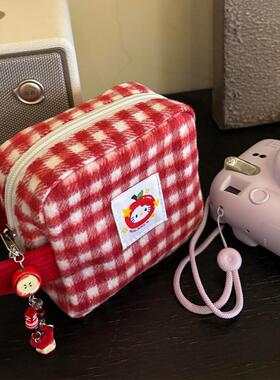 HelloKitty拍立得相机包富士mini12可爱收纳包手提便携毛绒保护套