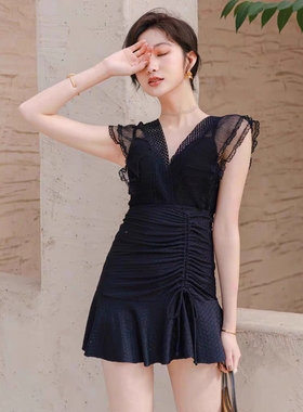 温泉泳衣女遮肚显瘦黑色连体裙式平角时尚微胖女孩保守遮肉游泳衣