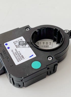 适用凯迪拉克CT6汽车方向盘转向角方向机角度感应传感器扭矩配件