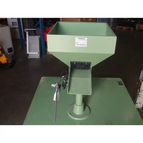 议价Tr25 - Tumac - Tr 25 / Vibrating Bowl Hopper Used
