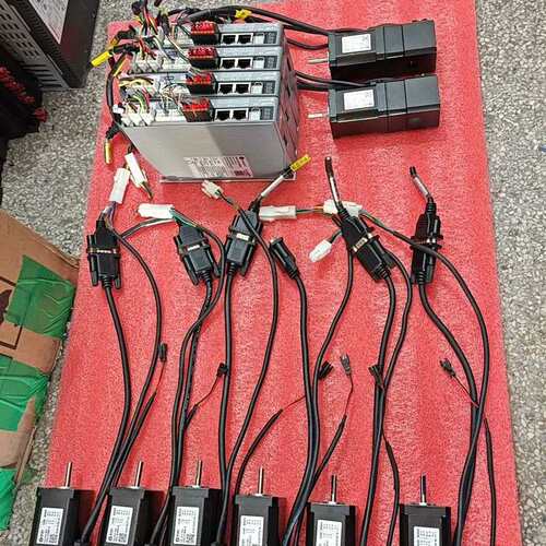 议价42闭环一拖二步进套装型号2CL3-EC503电