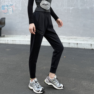 现货UA安德玛Unstoppable秋冬加厚保暖卫裤收脚运动长裤女1379846