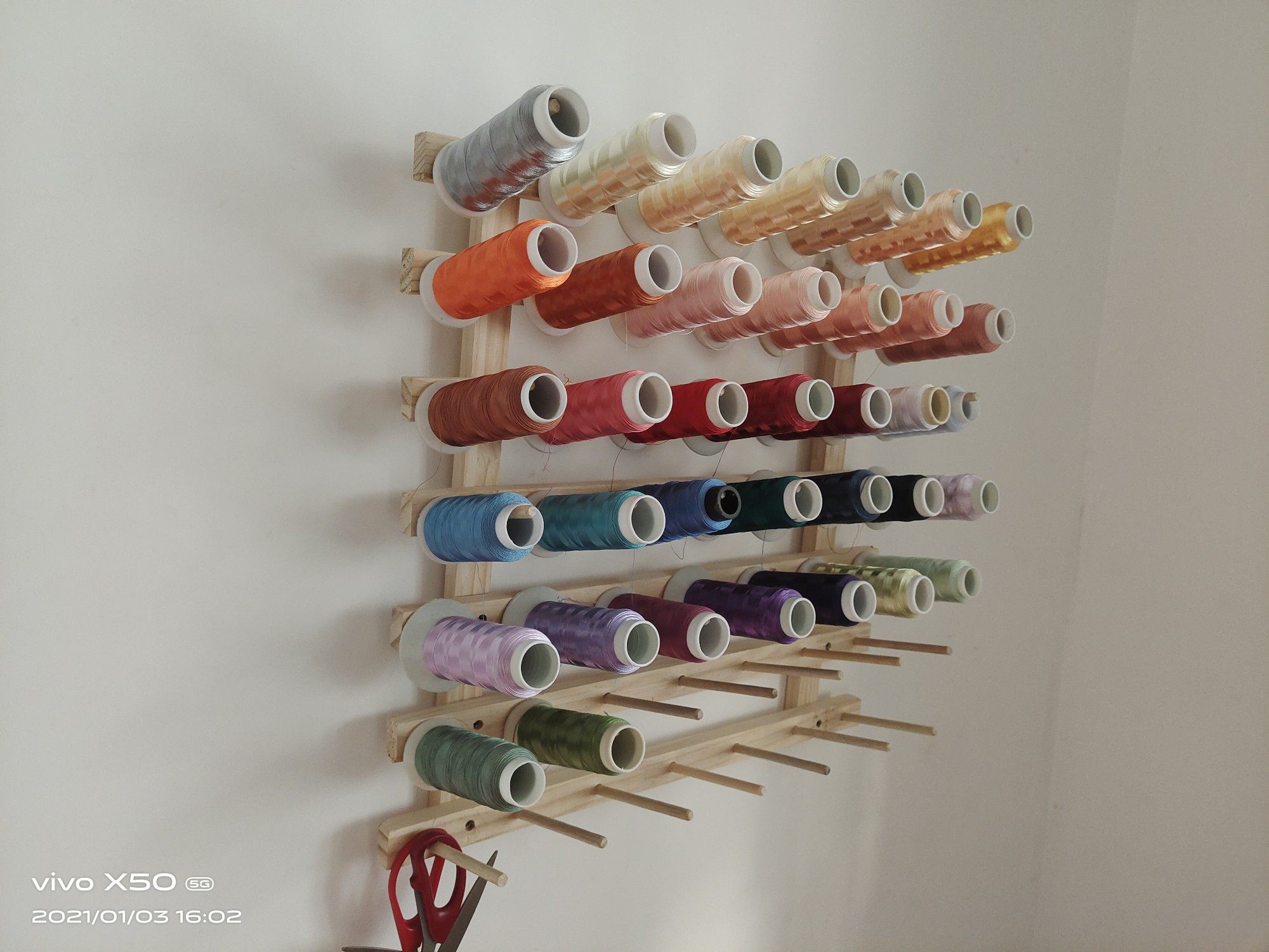 实木线架 宝塔线收纳架缝纫线架玉线手链线水晶线缝衣线毛线皮筋