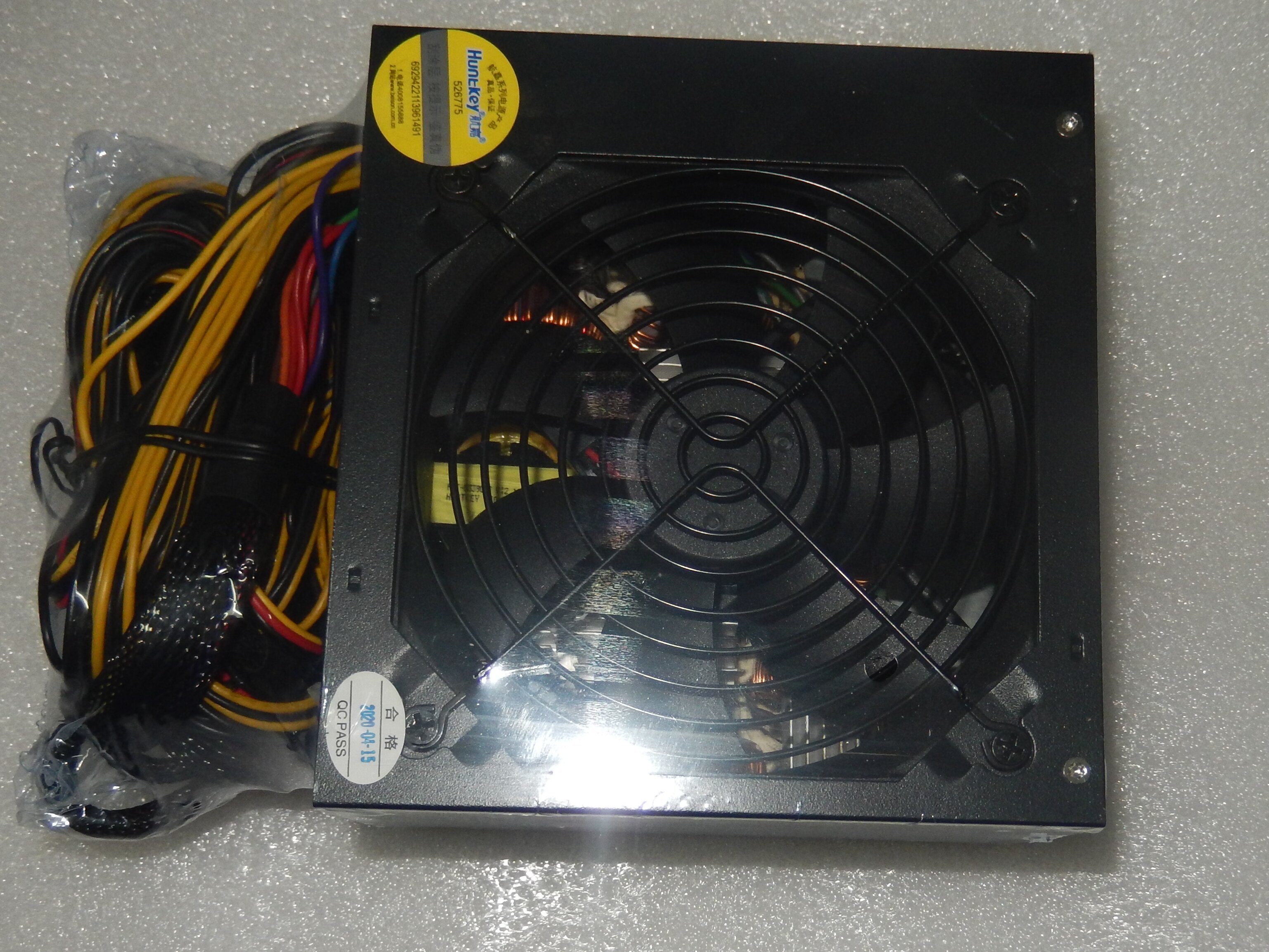600瓦台式机电脑电源额定600W 带双 8P静音大风扇