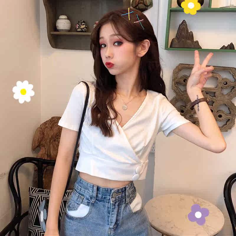 Korean version of the summer 2019 new pattern sexy Navel have cash less than that is registered in the accounts Self cultivation Show thin Sense of design V-neck Button Short sleeved T-shirt Women's wearin the Women's clothing/Boutique , T-shirt  category - from Buy2taobao.com to provide professional Taobao agent buy service