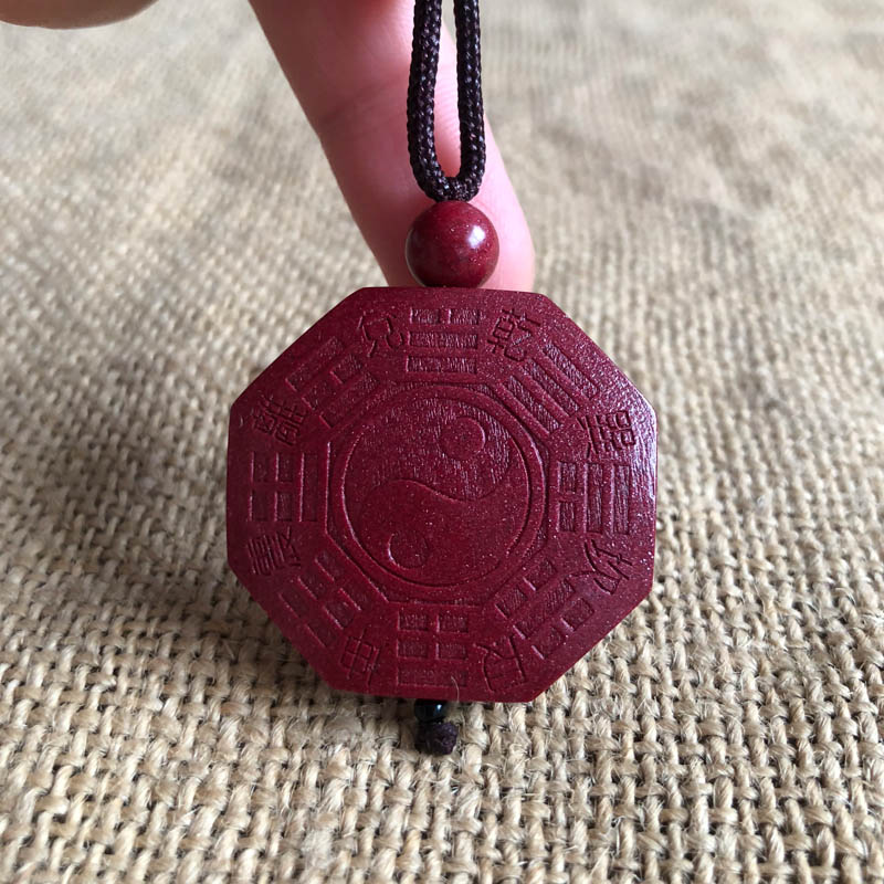 台湾原色朱砂九宫八卦牌吊坠本命年风水吉祥物太极挂件送证书