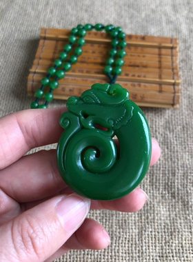 挂件生肖吊坠随身项链玉猪龙