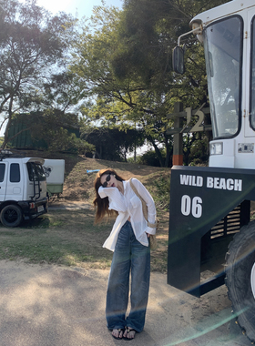 yaqing设计感深蓝色春夏新款复古阔腿宽松水洗美式牛仔直筒裤女