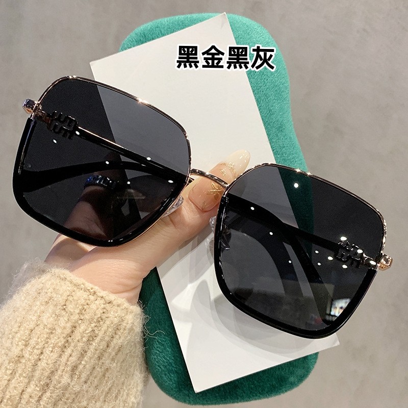 显脸小大框偏光墨镜女防紫外线