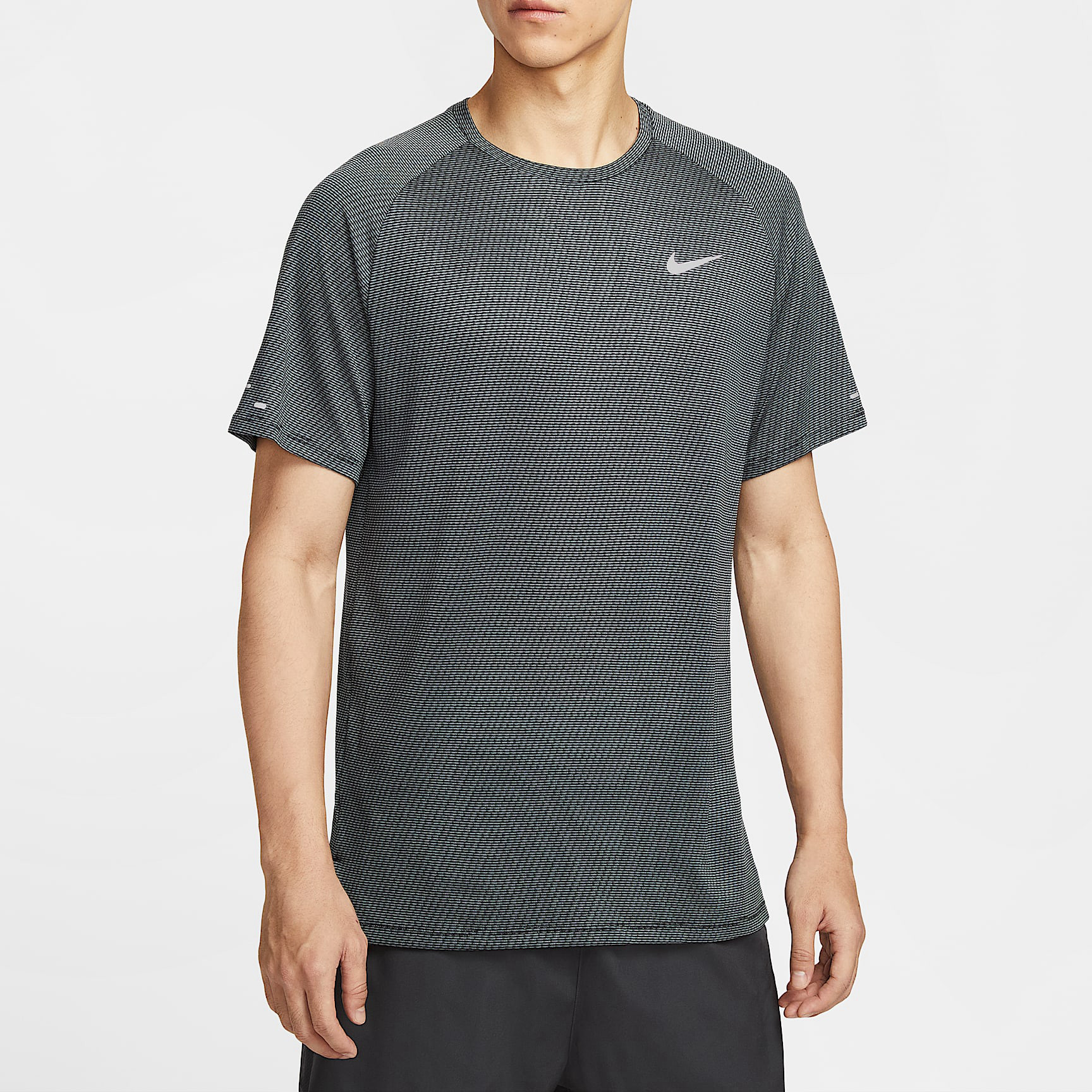 耐克Nike StrideDri-FIT 男子速干短袖跑步上衣HV2208
