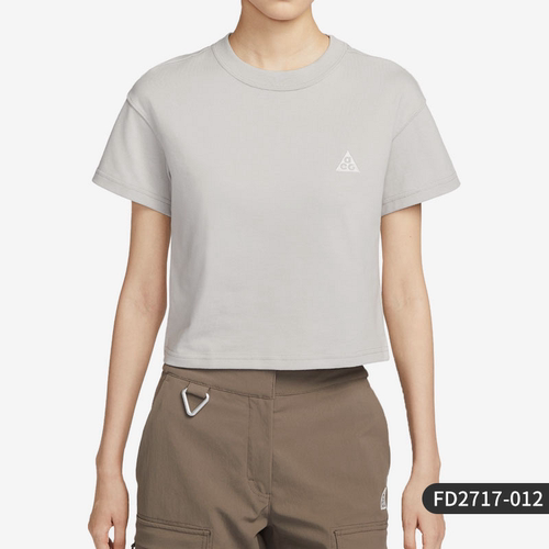 耐克女短袖T恤FD2717