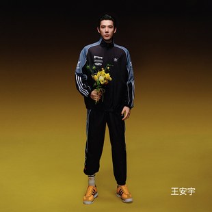 阿迪达斯三叶草男子王安宇同款复古穿搭机车风束脚运动裤