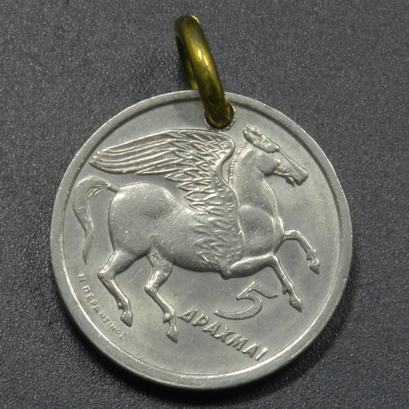 飞马 浴火凤凰硬币吊坠情侣原创个性幸运项链养牛复古钥匙饰品