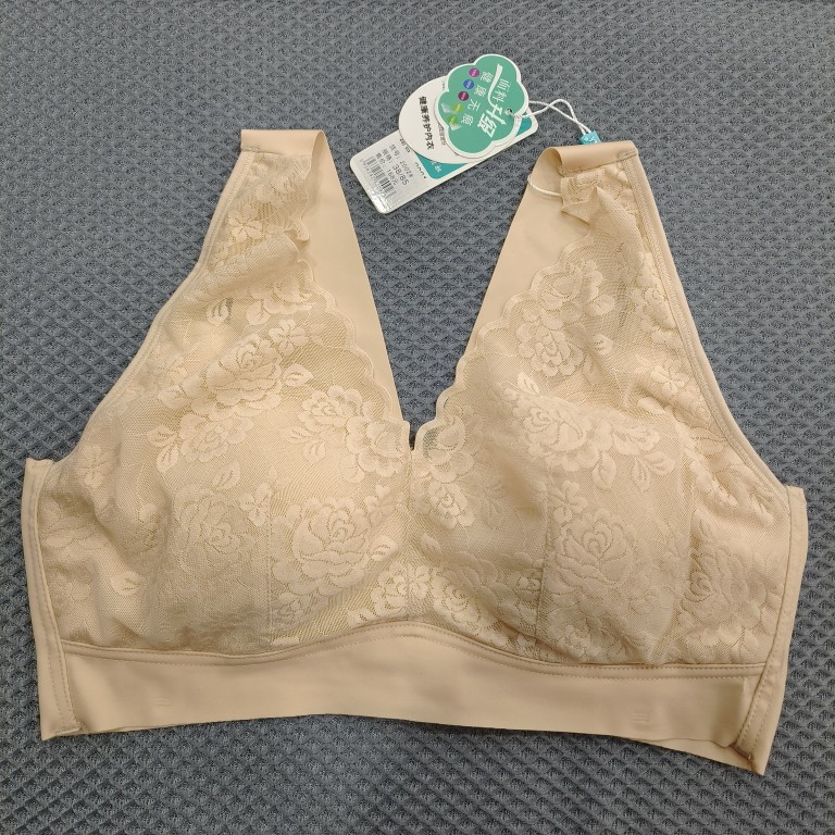 欣芬雅无痕无钢圈大胸显小文胸