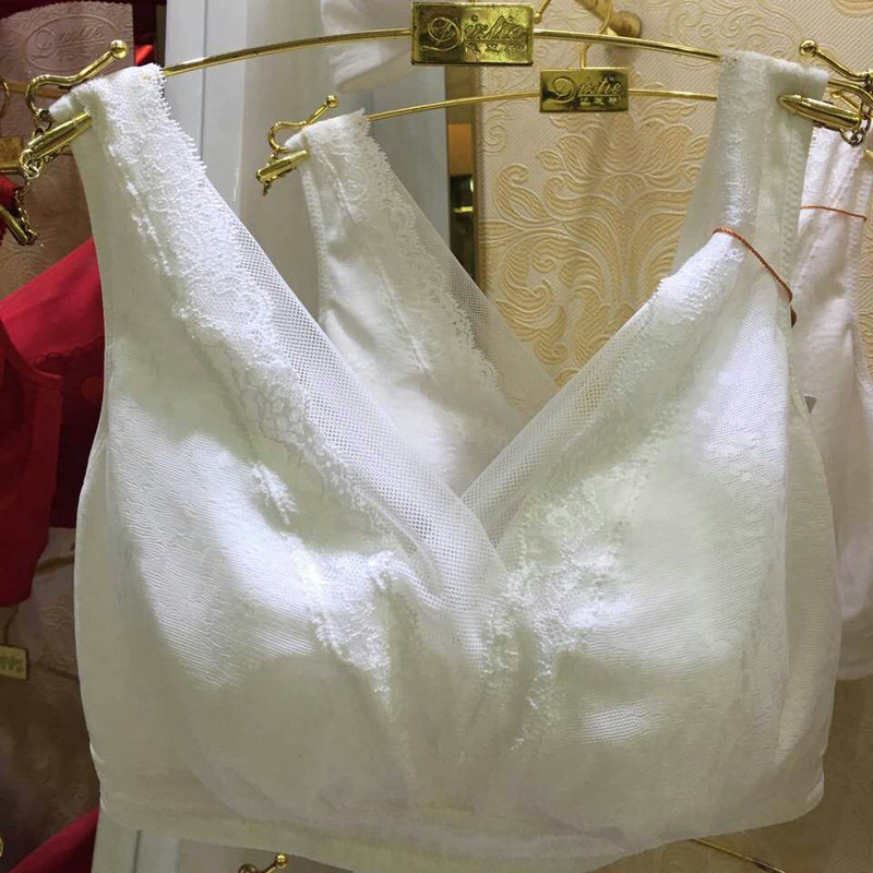 特价戴芝蒂正品青年双芝运动内衣白色文胸S3139学生无钢圈罩杯