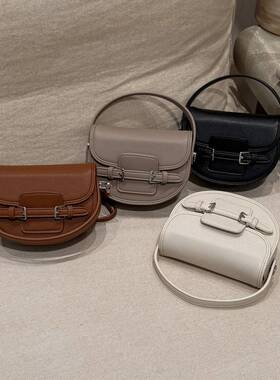 品牌专柜韩版小众手拎马鞍包女式2026新款复古时尚高级感斜挎包百