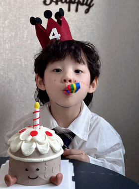 4岁男孩红色皇冠生日帽多巴胺生日贴纸百天周岁派对气氛拍照道具