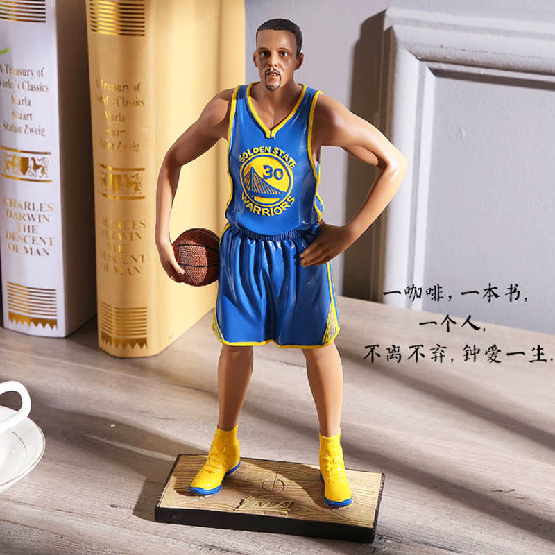 库里手办送男生生日礼物