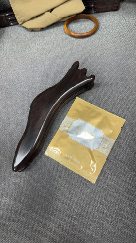 【孙善升】紫光檀脚部擀筋刮痧按摩刷疏通经络腿部肩颈