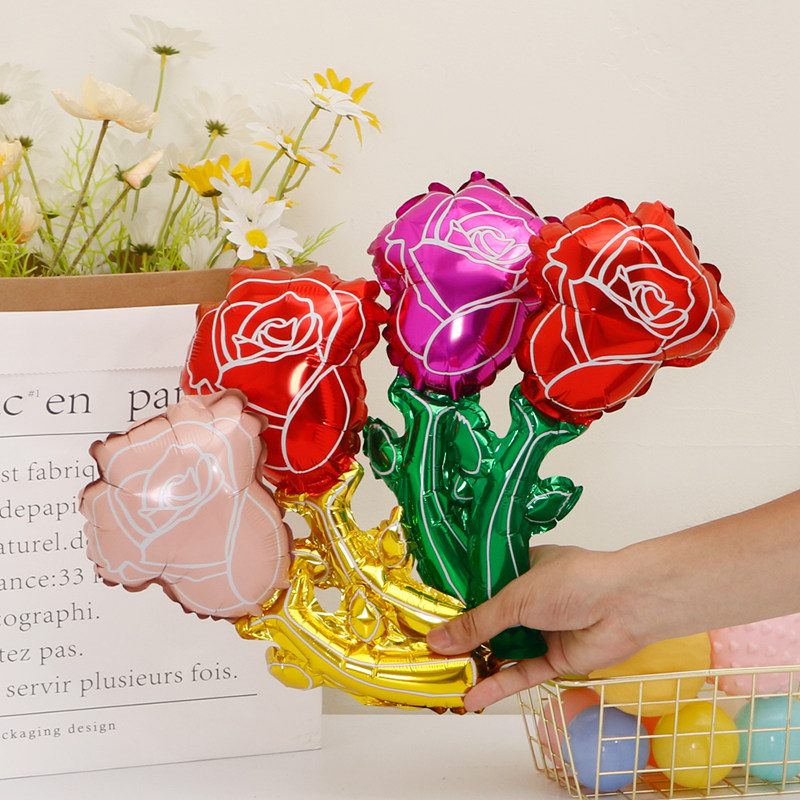 情人节气球拍照女孩生日场景布置玫瑰花铝膜气球店铺装饰花朵铝箔