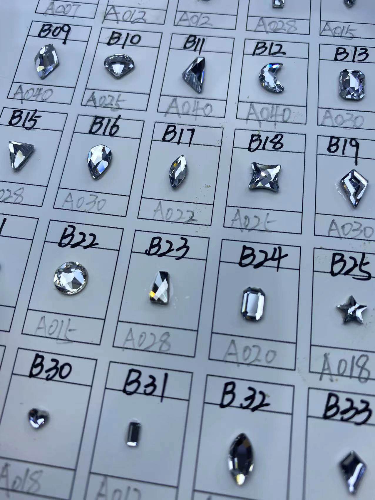 正品施华洛世奇美甲烫底异形001白色异形超闪美甲钻冬季不掉底