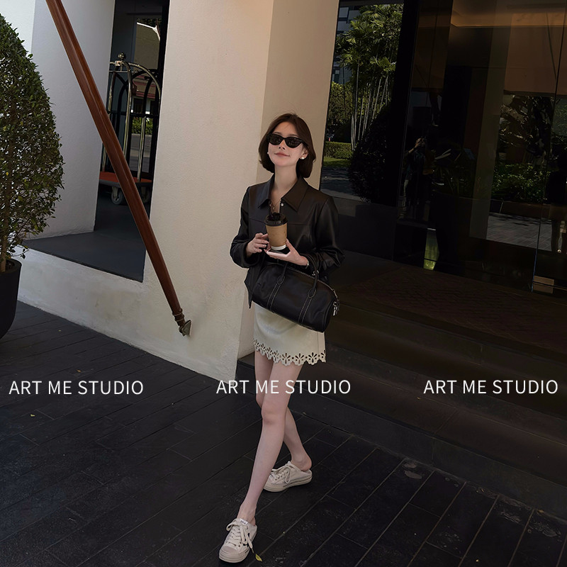 ARTME瓜瓜翻领绵羊皮短款真皮皮衣外套女春双扣夹克上衣w26004
