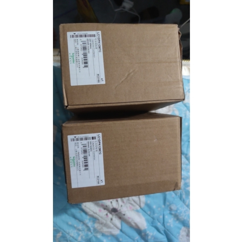 【议价】电容接触器 LC1DPK12M7C 带包装四台 线