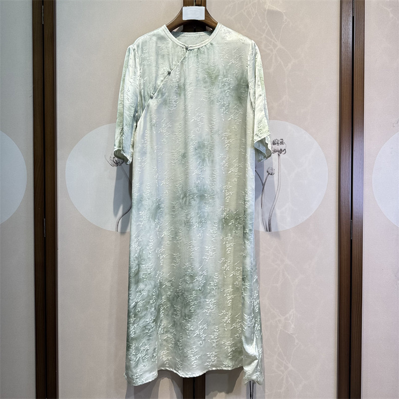 中式真丝提花缎圆领七分袖直筒百搭桑蚕丝清新气质连衣裙女4-1-9