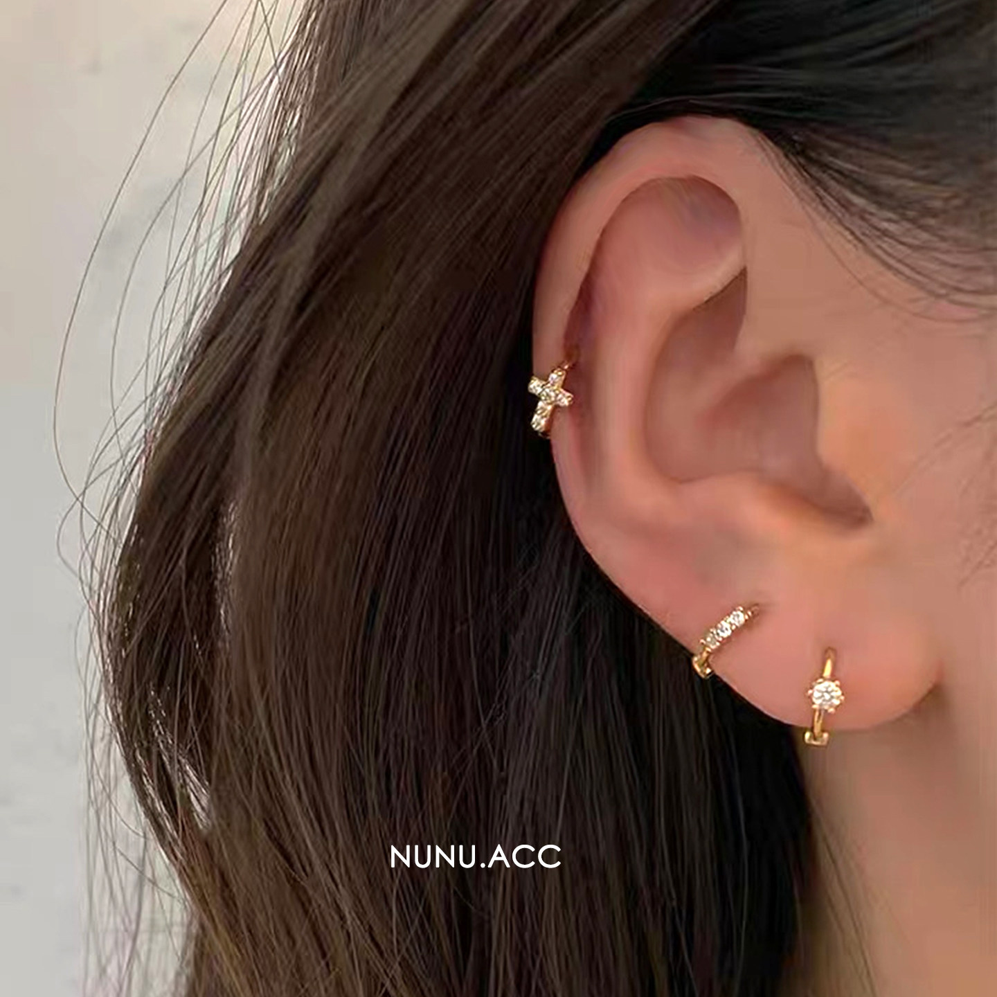 NUNU 睡觉免摘S925纯银镶钻十字架耳骨环小耳圈简约百搭边缘耳环,饰品/流行首饰/时尚饰品新,银饰耳饰,淘宝优惠券,粉丝福利购,淘宝优惠卷