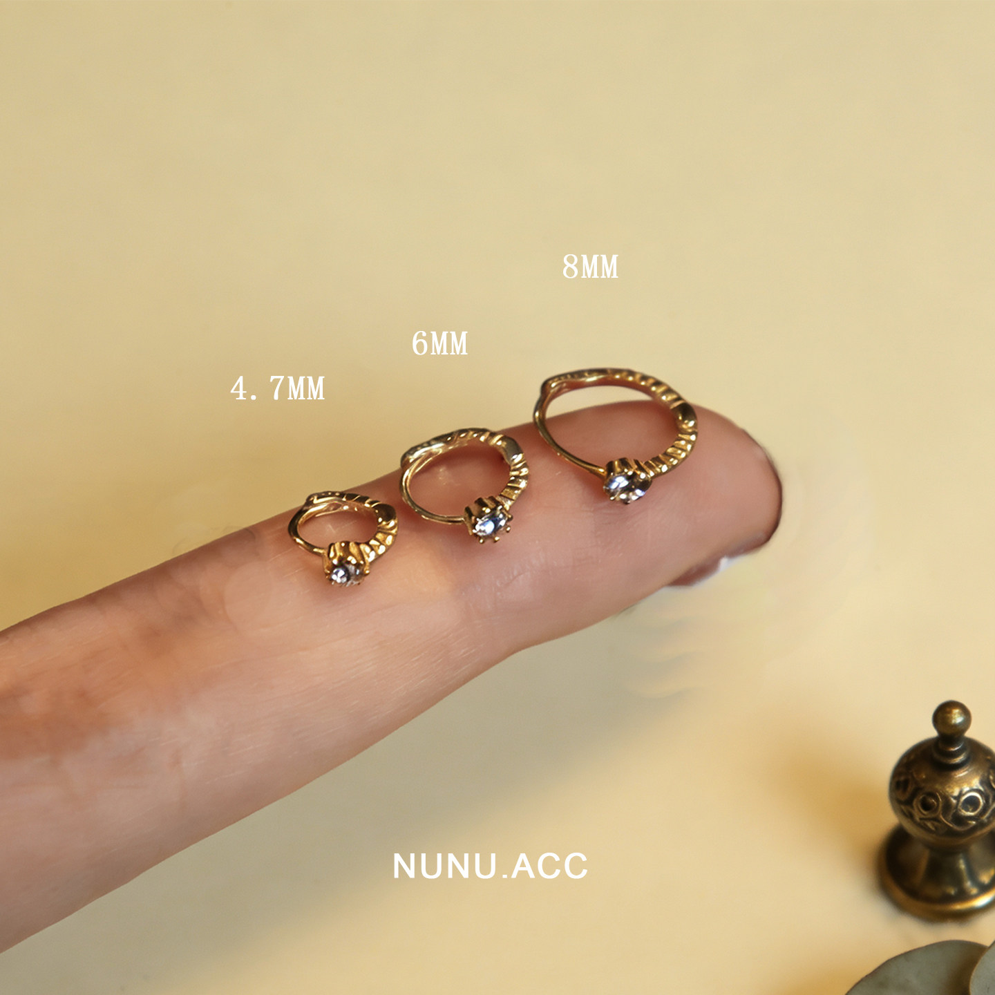 NUNU 睡觉不用摘麻花锆石迷你耳圈细耳扣小耳朵耳骨环耳蜗钉耳饰