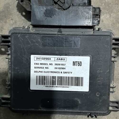 适用于别克新赛欧爱唯欧MT60发动机电脑板ECU 2410--议价商品