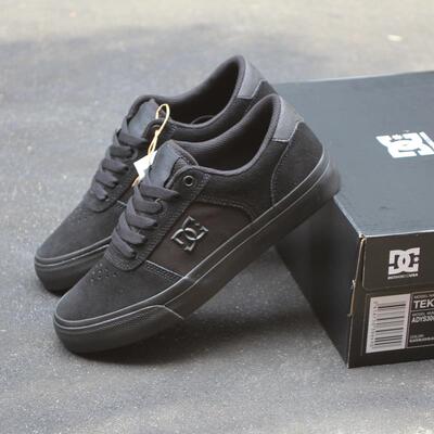 新款黑武士DC滑板鞋麂皮耐磨男女