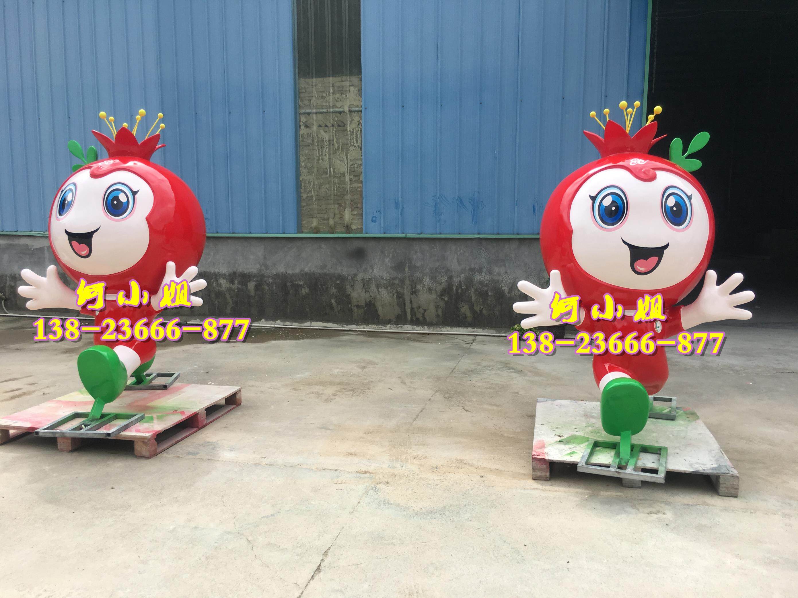 大学吉祥物卡通ip形象道具模型玻璃钢民族一家亲石榴花娃玩偶雕塑