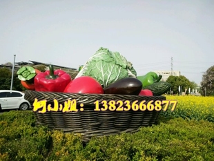 景区花园巨型景观花篮形象草地玻璃钢水果篮雕塑大菜篮子装饰模型