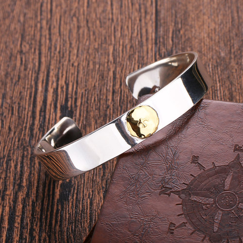 制作风格点金平打飞鸟印台手镯