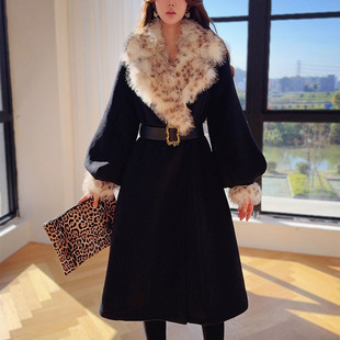 粉红大布娃娃高级感大毛领黑色收腰加厚毛呢大衣外套2025新款冬季