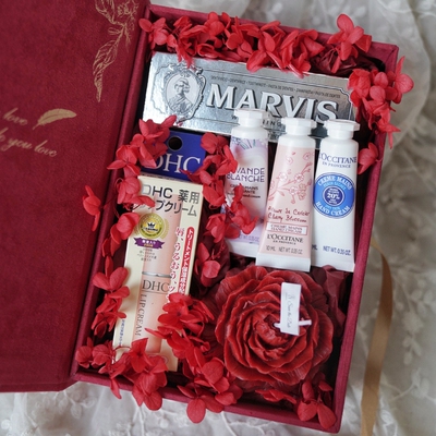 《爱是一本书》小众高级伴手礼