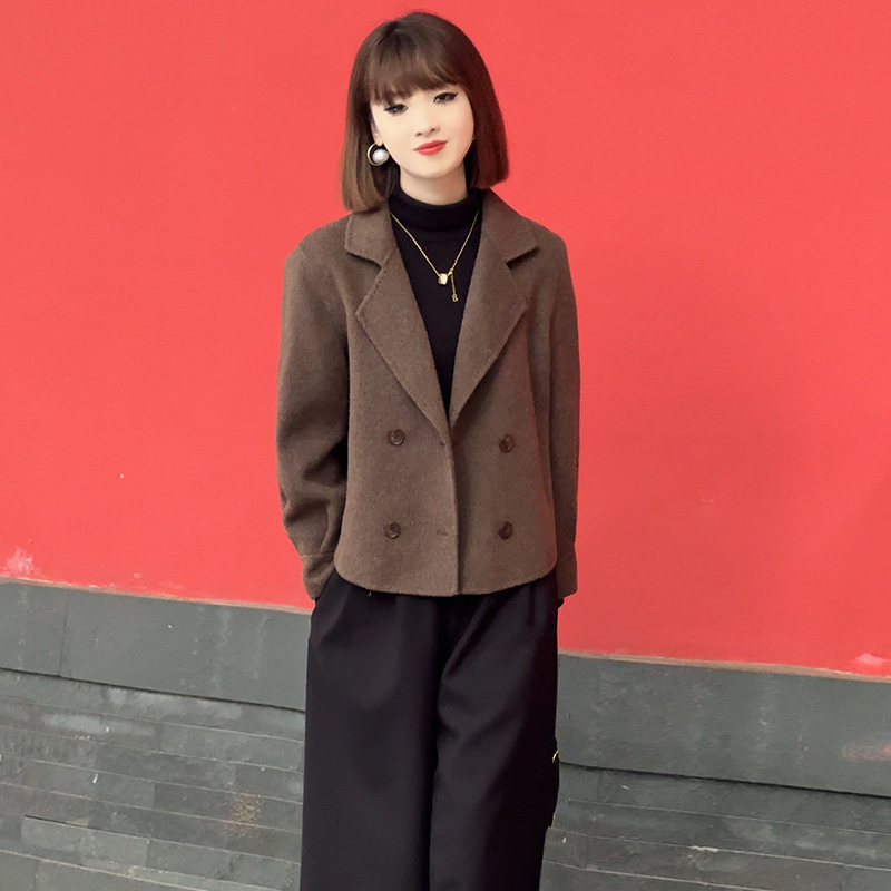 高端双面羊毛大衣女短款2024年秋冬新款高级感小个子西装毛呢外套