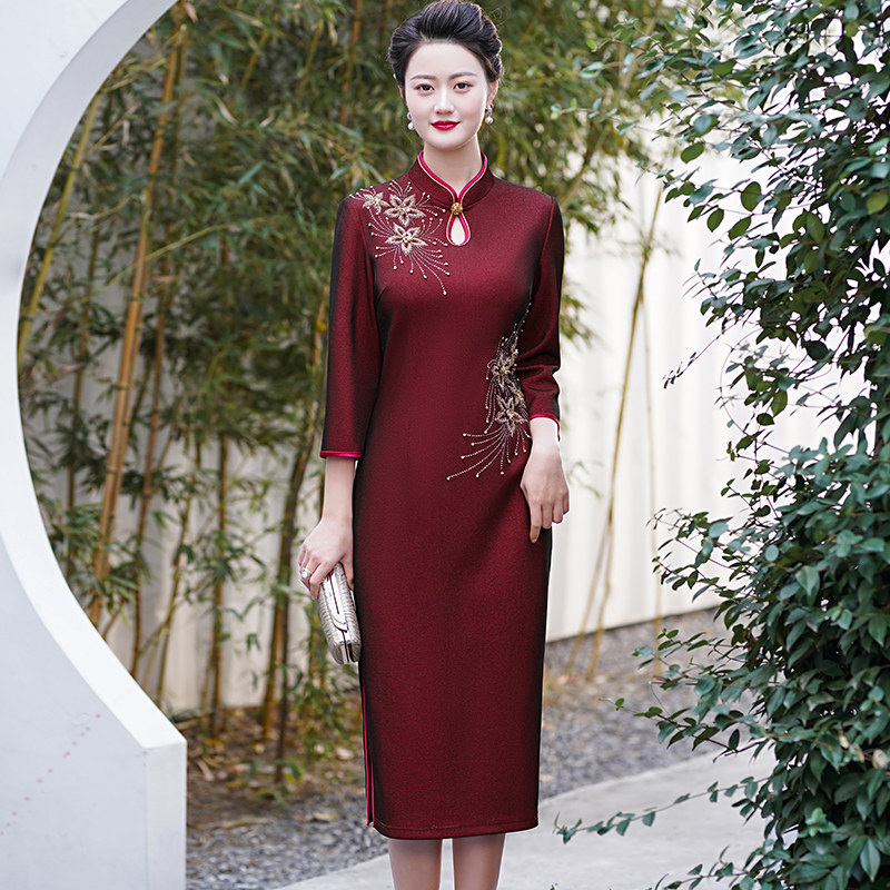 参加婚礼高端喜婆婆改良旗袍女气质妈妈优雅连衣裙2022年春季新款