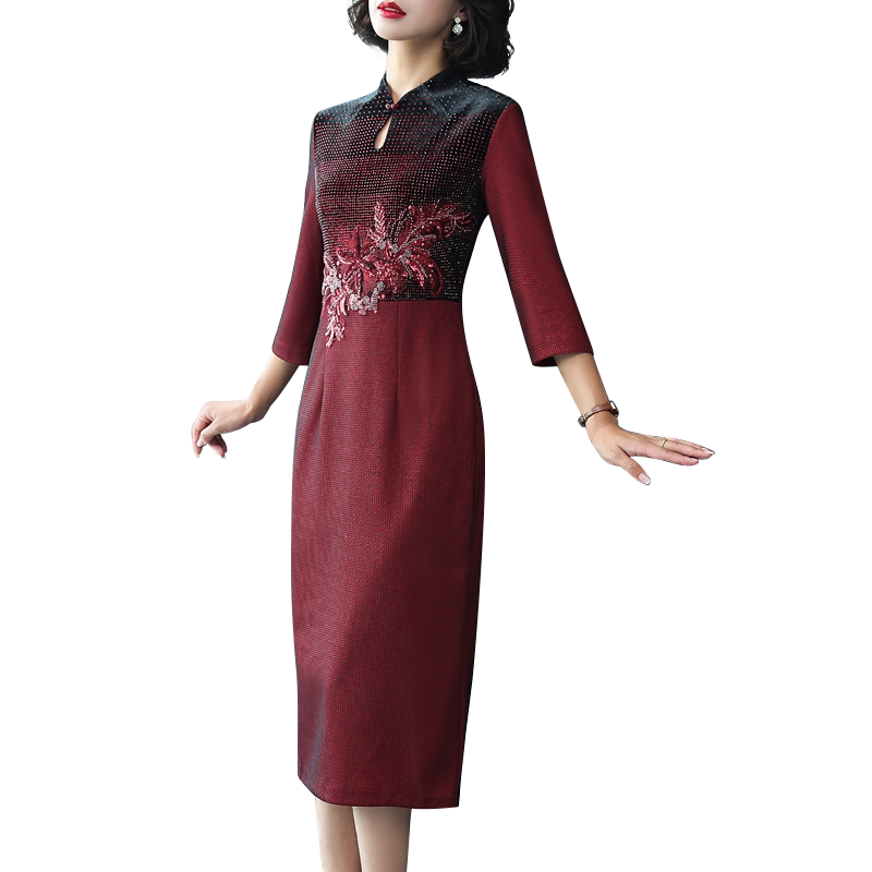 迪芬·璐嘉喜婆婆婚宴礼服