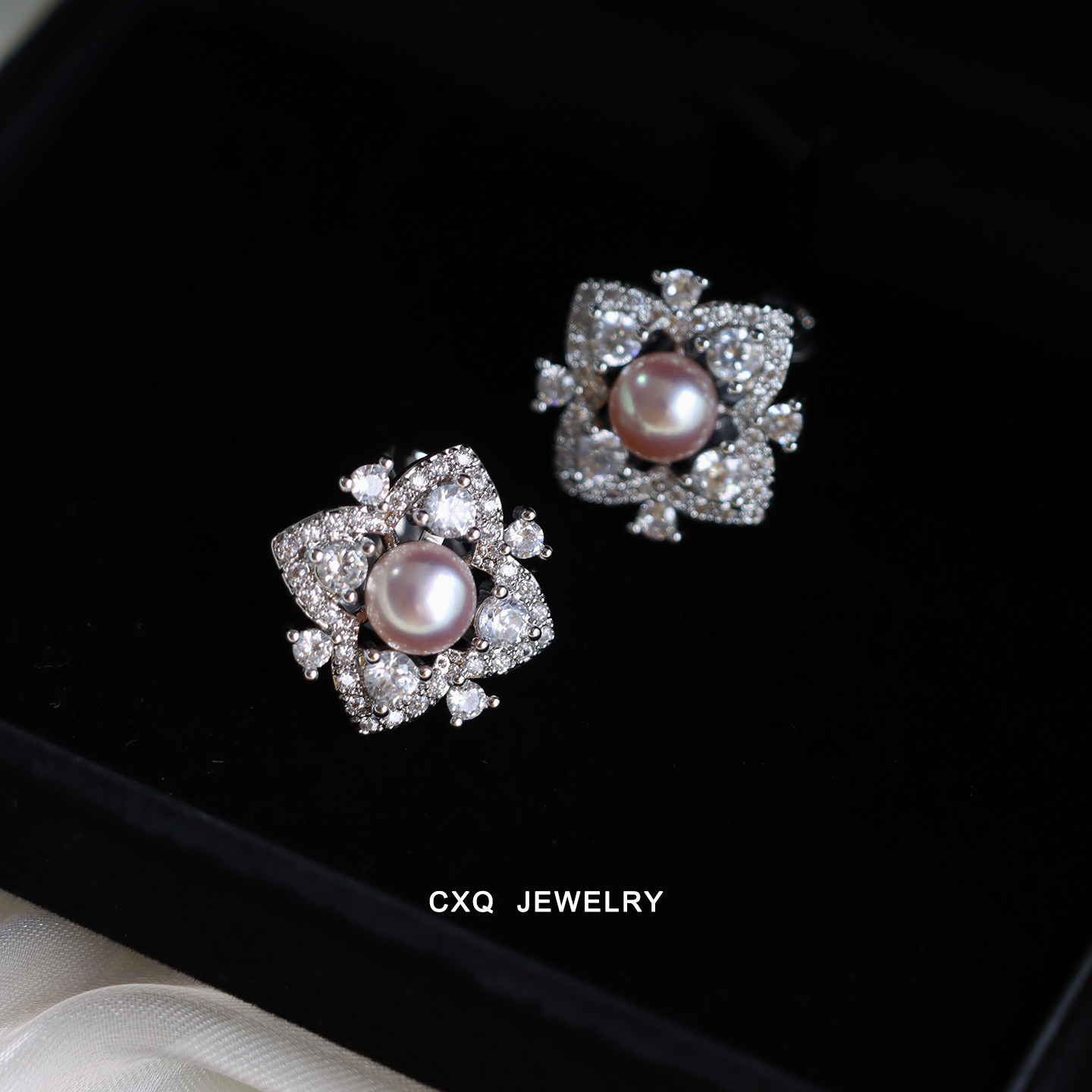 紫色珍珠四叶草耳钉轻奢复古 女士耳环秋冬高级感耳饰无耳洞耳夹