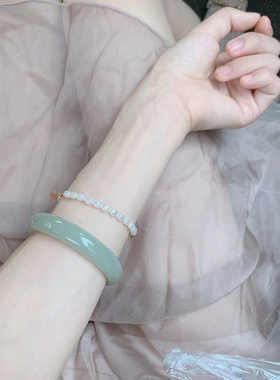新疆和田玉且末蓝手镯平替正品青玉晴水天然真玉石玉镯子妈妈款