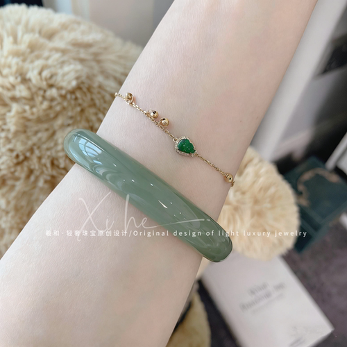 【巨显白】天然玉镯假一赔万