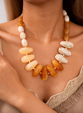 欧美跨境亚克力圆形水滴项链轻奢小众感锁骨链夸张复古风项饰