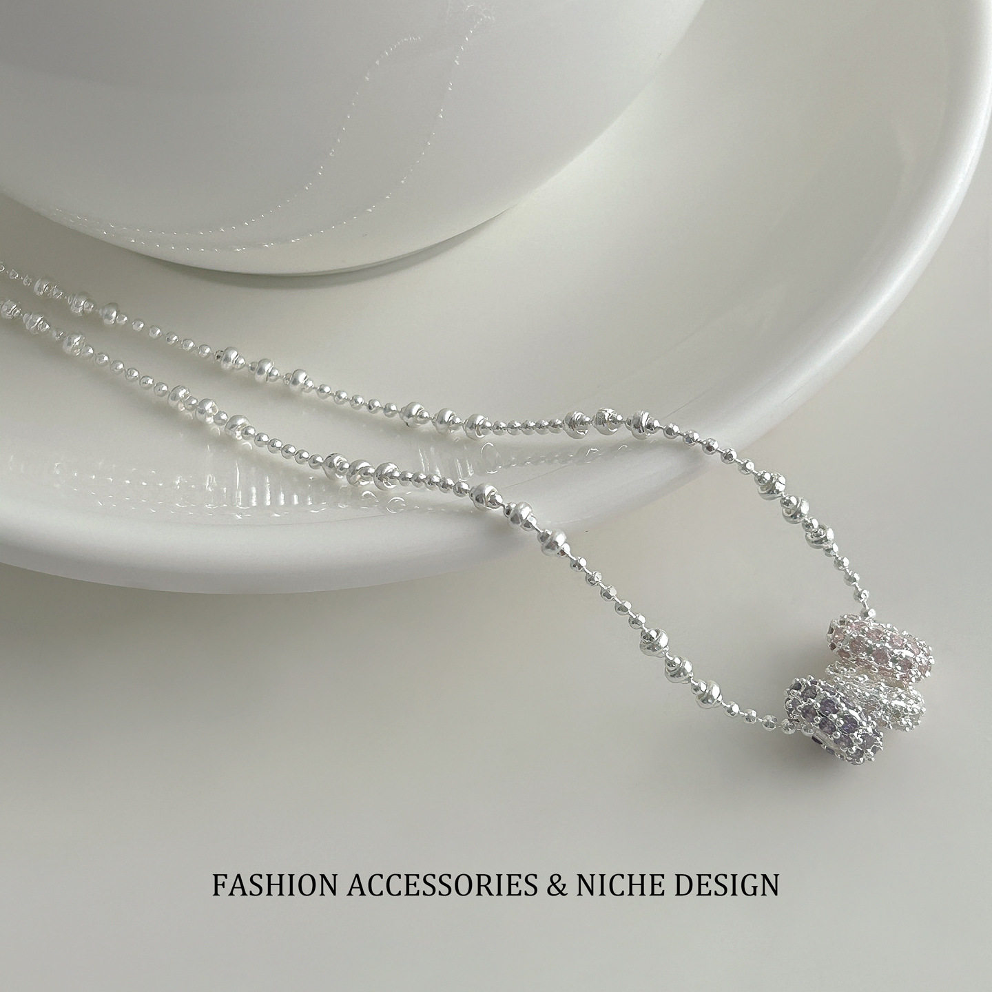 超闪三色满钻圆圈小蛮腰项链女圈圈环形吊坠锁骨链设计感精致颈链