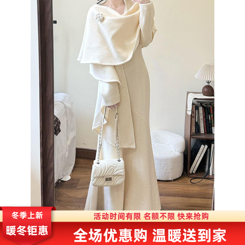 气质披肩斗篷+针织V领修