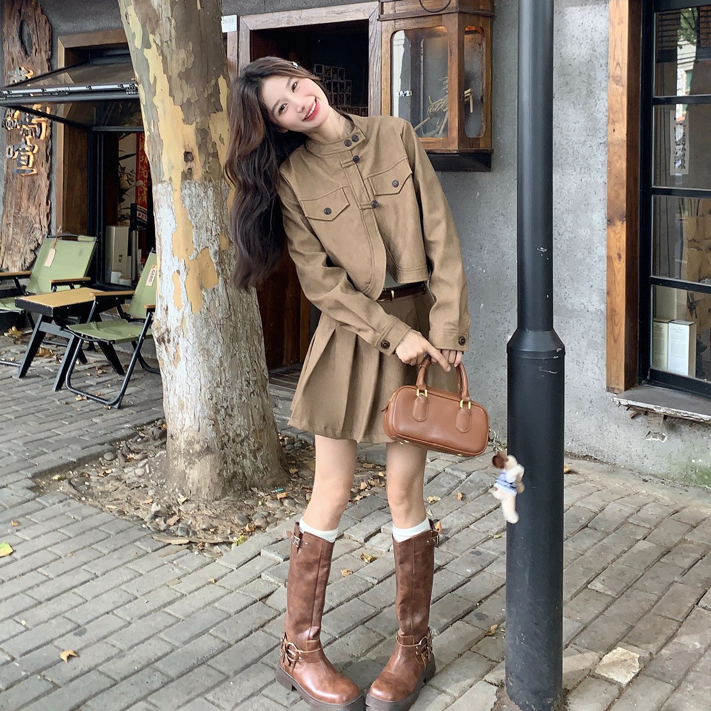 咖色复古轻熟风套装女2026秋新款时髦洋气炸街夹克百褶短裙两件套