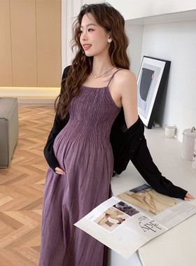 孕妇连衣裙套装秋季2025新款显瘦褶皱吊带长裙黑色开衫夏季两件套
