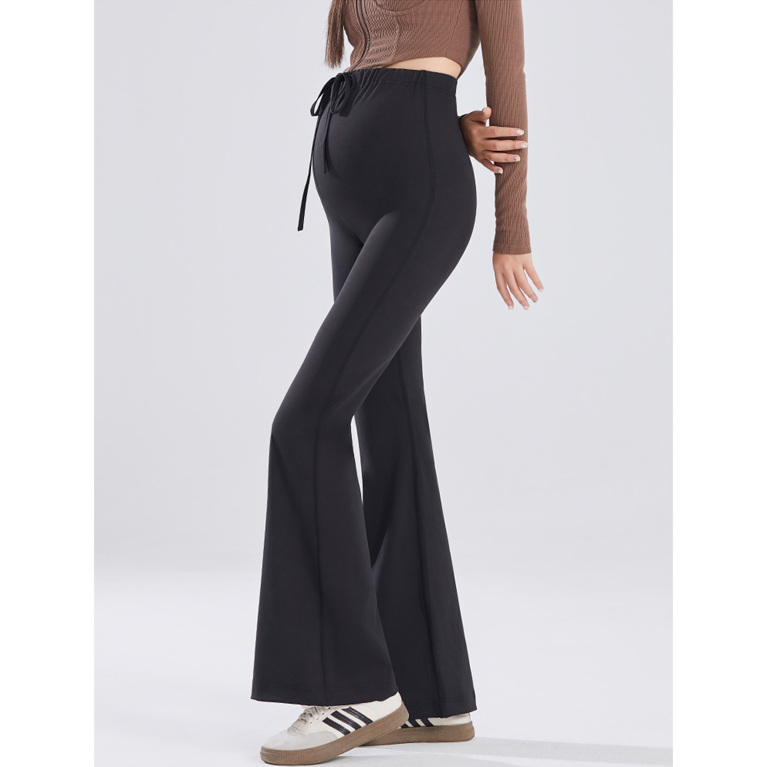 AUMS无托腹孕妇抽绳鲨鱼喇叭裤