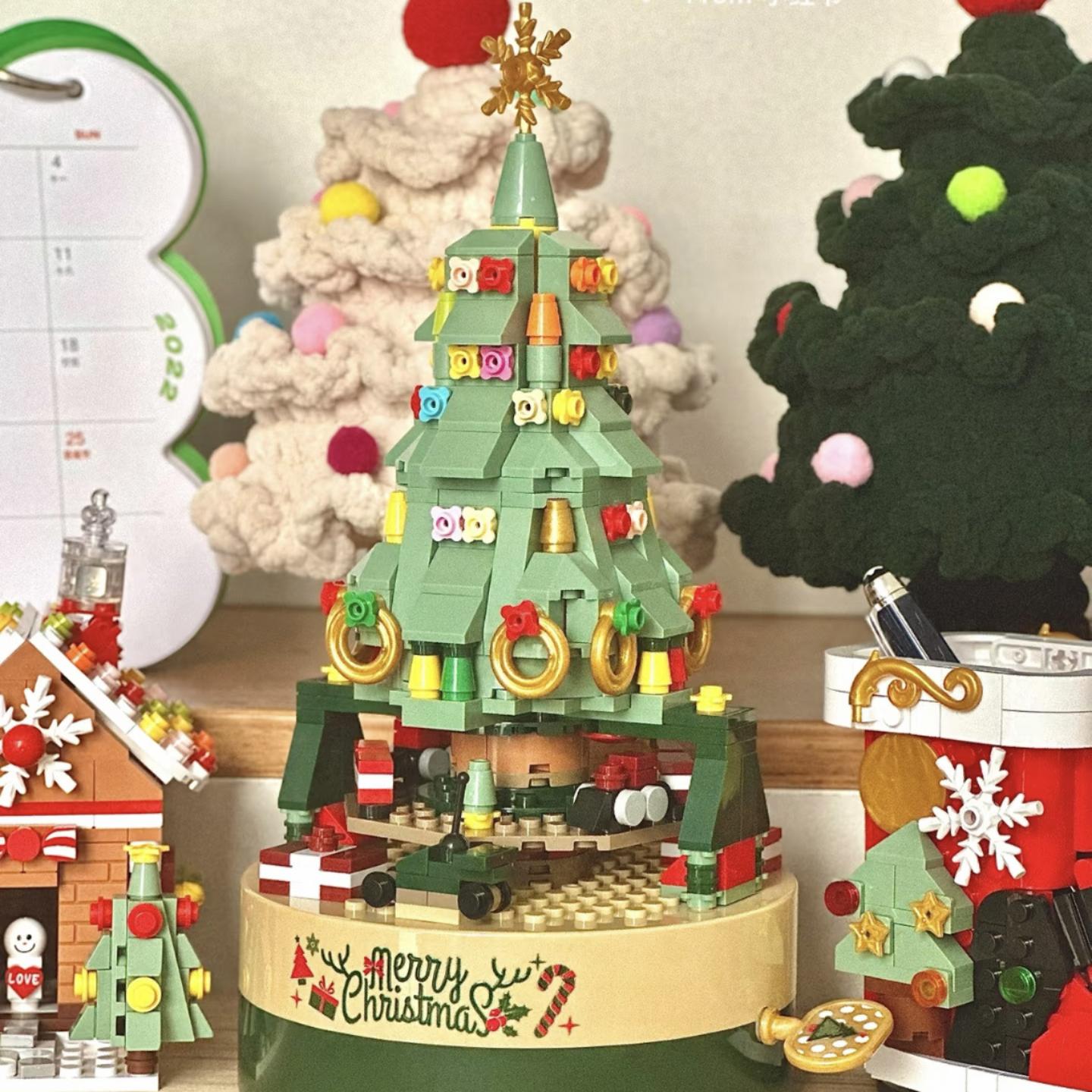 佳奇圣诞树音乐盒积木礼物